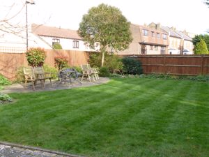 communal garden (angle 2)- click for photo gallery